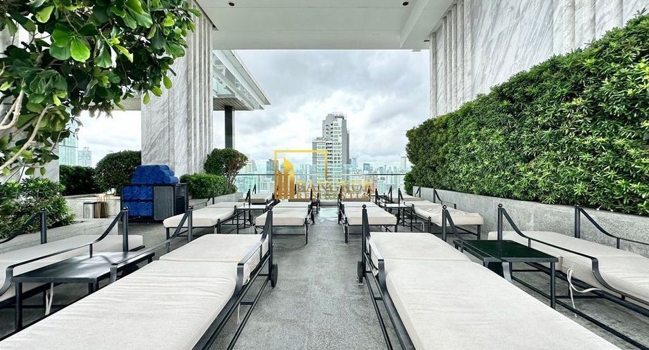 For rent 1 bed serviced apartment in Watthana, Bangkok