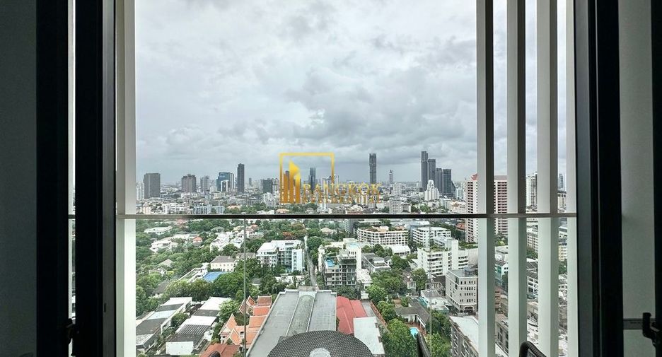 For rent 2 bedrooms serviced apartment in Watthana, Bangkok