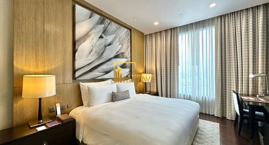 For rent 2 bedrooms serviced apartment in Watthana, Bangkok