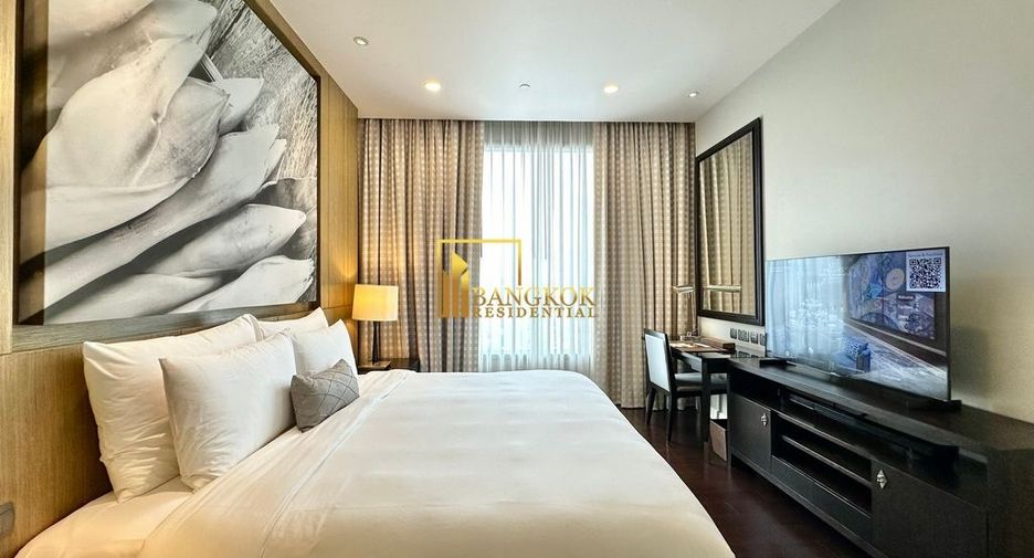 For rent 2 bedrooms serviced apartment in Watthana, Bangkok