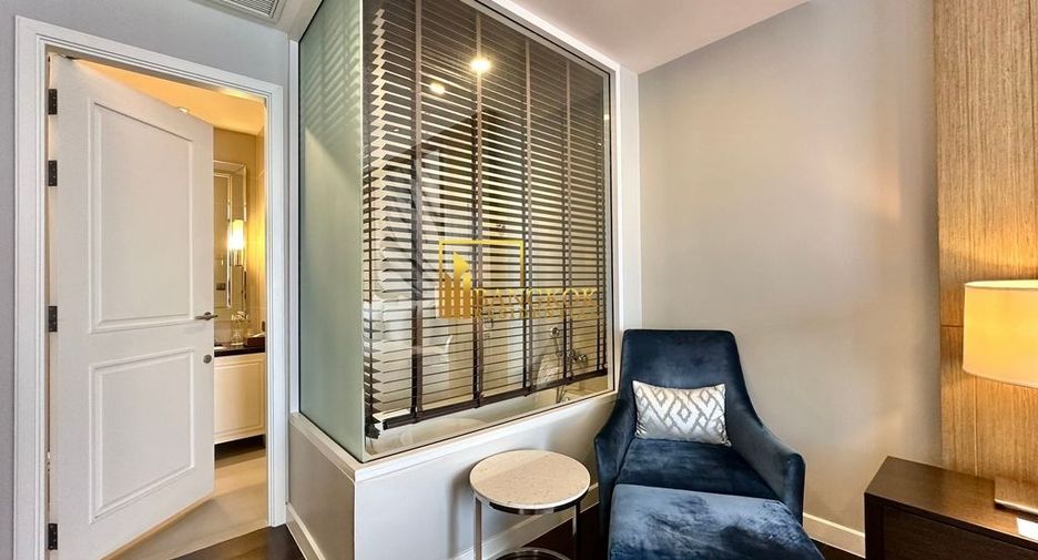 For rent 2 bedrooms serviced apartment in Watthana, Bangkok