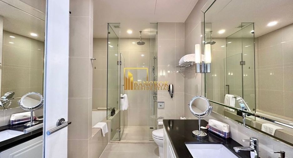 For rent 2 bedrooms serviced apartment in Watthana, Bangkok