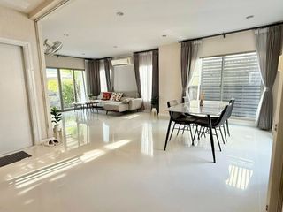 For rent そして for sale 3 Beds house in Suan Luang, Bangkok