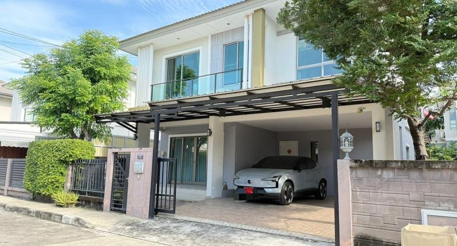 Haus zur Miete und zum Kauf mit 3 Zimmer in Suan Luang, Bangkok