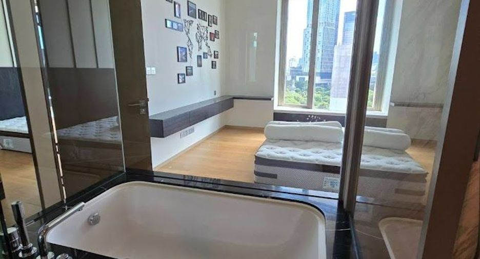 For rent and for sale 1 bed condo in Sathon, Bangkok
