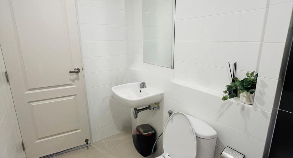 Haus zur Miete mit 4 Zimmer in Prawet, Bangkok