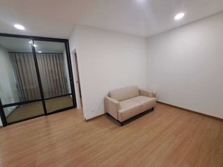 For sale 1 bed condo in Mueang Pathum Thani, Pathum Thani
