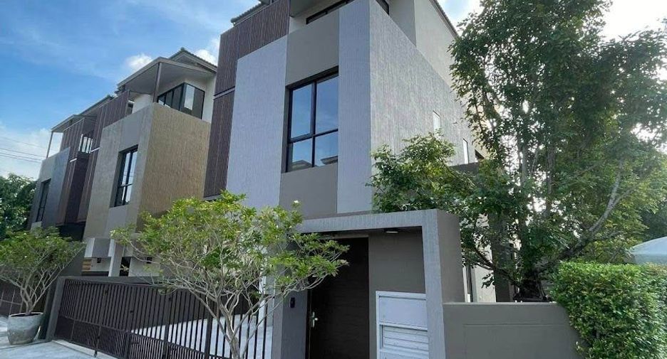For sale 3 Beds house in Pak Kret, Nonthaburi