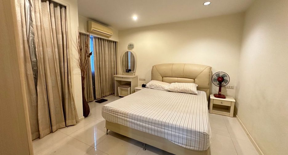 For sale studio condo in Bang Rak, Bangkok