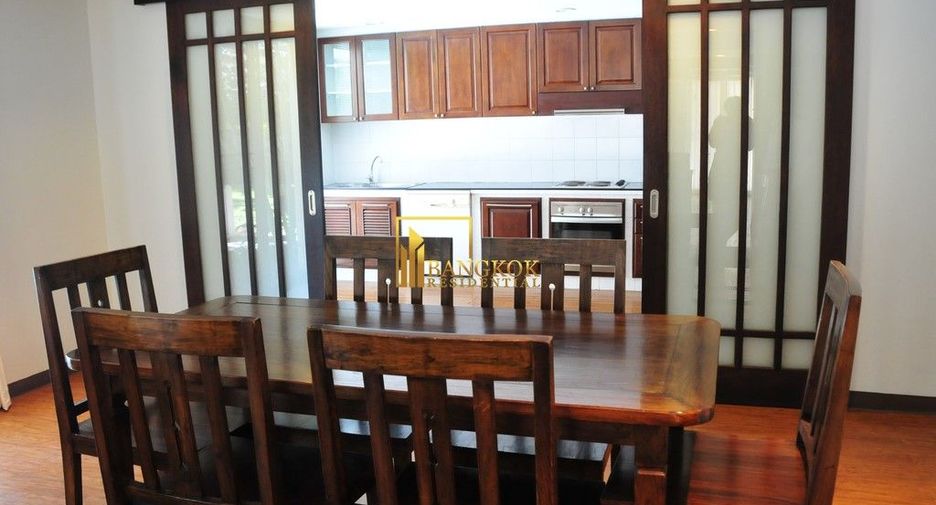 Haus zur Miete mit 3 Zimmer in Watthana, Bangkok