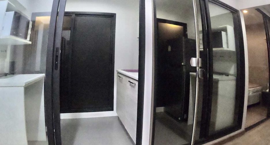 For sale 1 Beds condo in Dusit, Bangkok