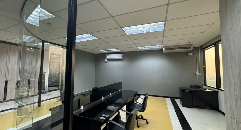 For rent office in Bang Na, Bangkok