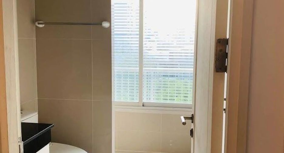For sale 2 bedrooms condo in Watthana, Bangkok