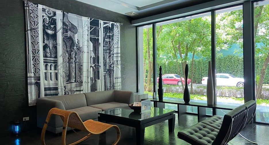For sale 2 bedrooms condo in Watthana, Bangkok