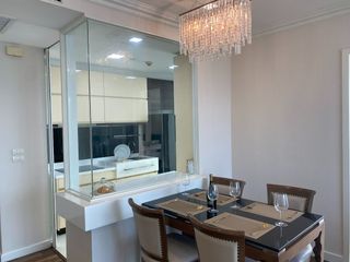 Продажа 2 спальни кондо в Пхра Кханонг, Бангкок