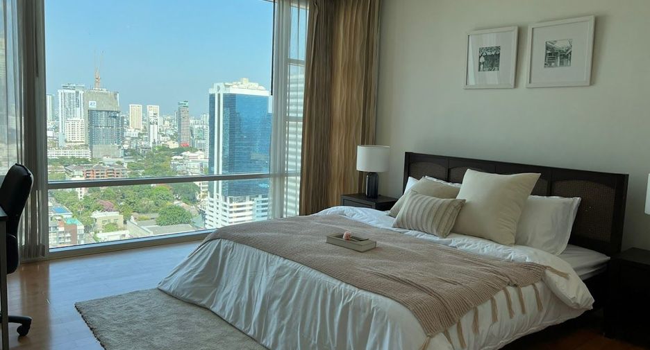 For rent 2 ベッドルーム condo in Khlong Toei, Bangkok