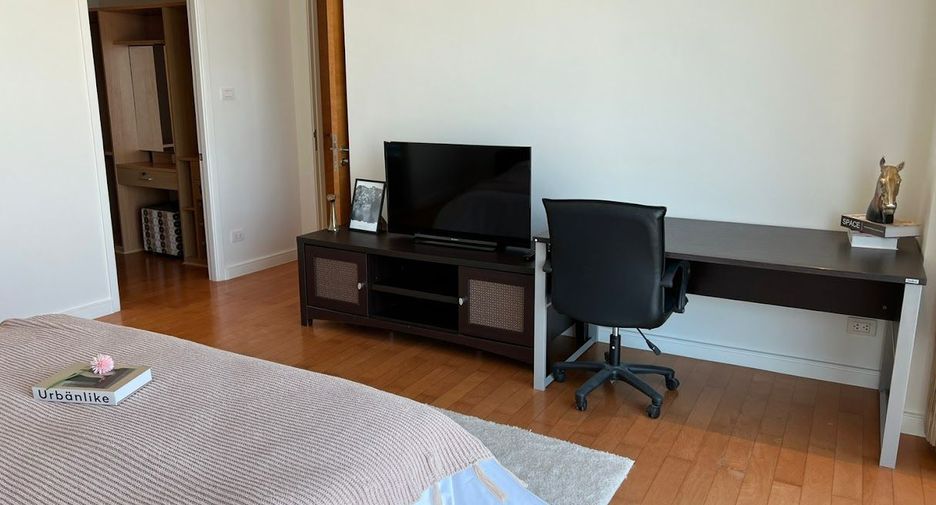 For rent 2 ベッドルーム condo in Khlong Toei, Bangkok