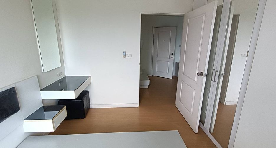 For sale studio condo in Saphan Sung, Bangkok