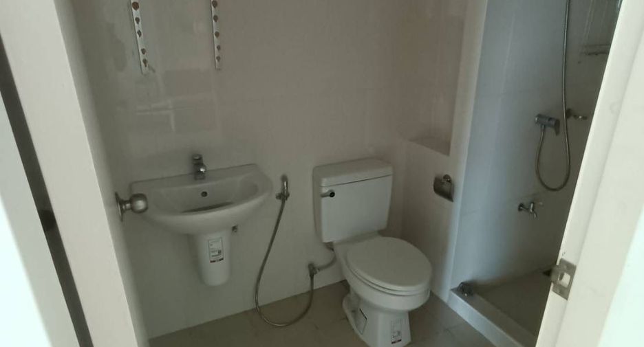 For sale studio condo in Saphan Sung, Bangkok