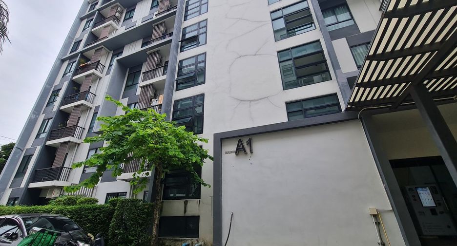 For sale studio condo in Saphan Sung, Bangkok