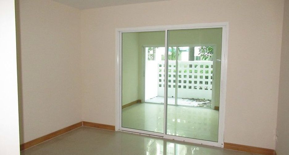 For sale studio condo in Phasi Charoen, Bangkok
