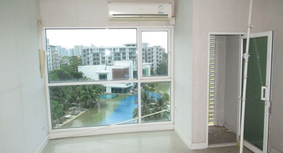 For sale studio condo in Phasi Charoen, Bangkok