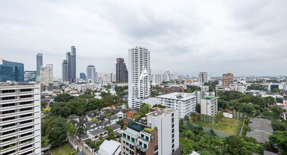 For sale 2 bedrooms condo in Watthana, Bangkok