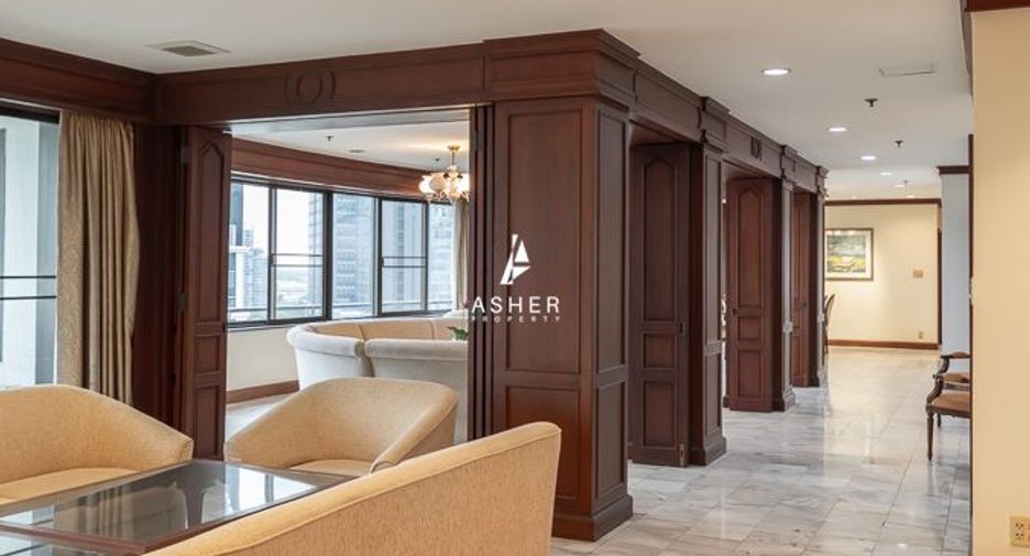 For sale 2 bedrooms condo in Watthana, Bangkok