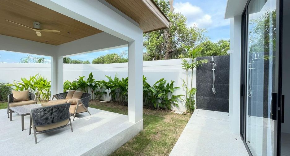 For rent 4 bedrooms villa in Mueang Phuket, Phuket