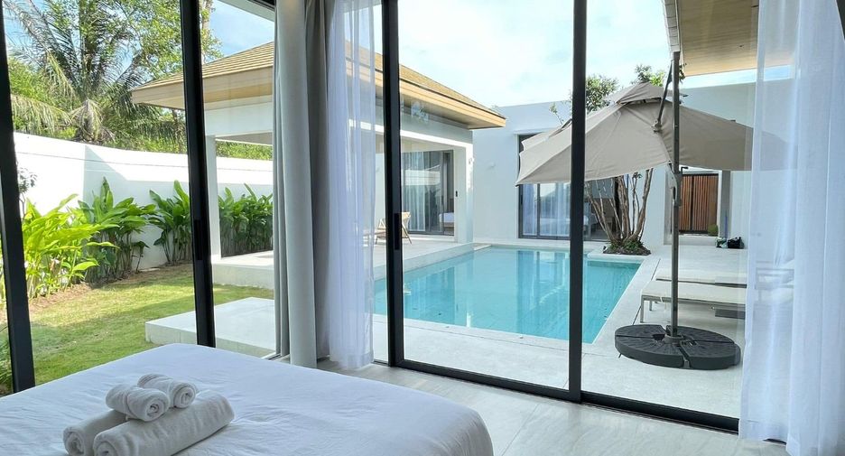 For rent 4 bedrooms villa in Mueang Phuket, Phuket