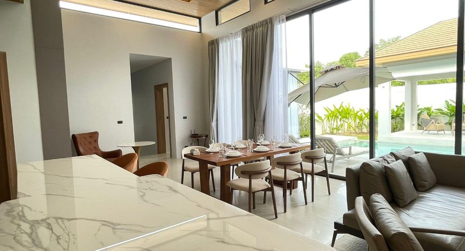 For rent 4 bedrooms villa in Mueang Phuket, Phuket