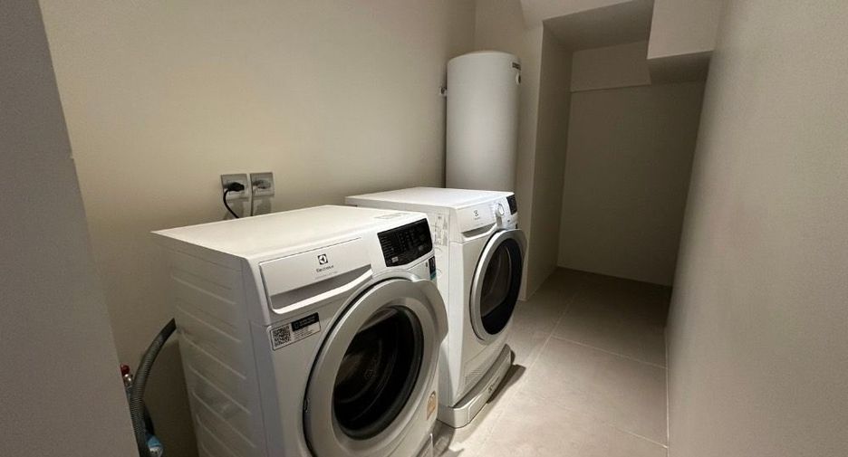 Wohnung zur Miete mit 2 Zimmer in Khlong Toei, Bangkok
