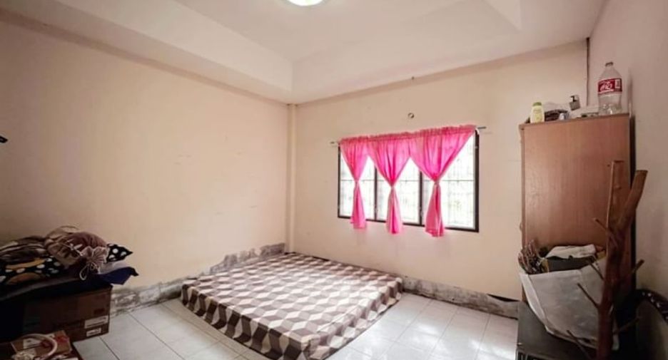 For sale studio house in Sattahip, Chonburi