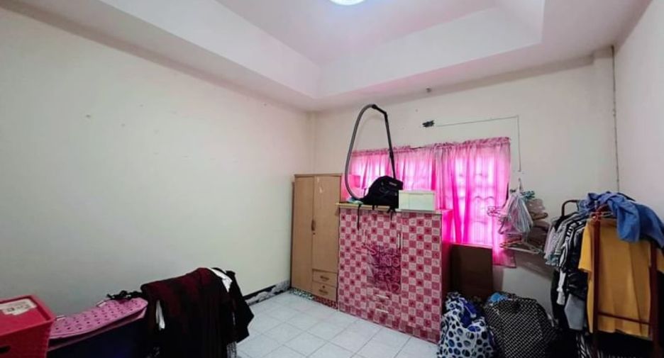 For sale studio house in Sattahip, Chonburi