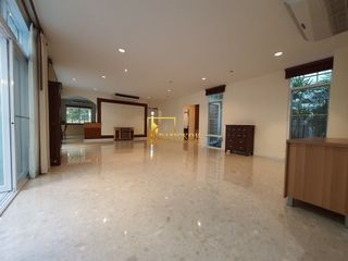 Casa en alquiler de 3 habitaciones en Yan Nawa, Bangkok
