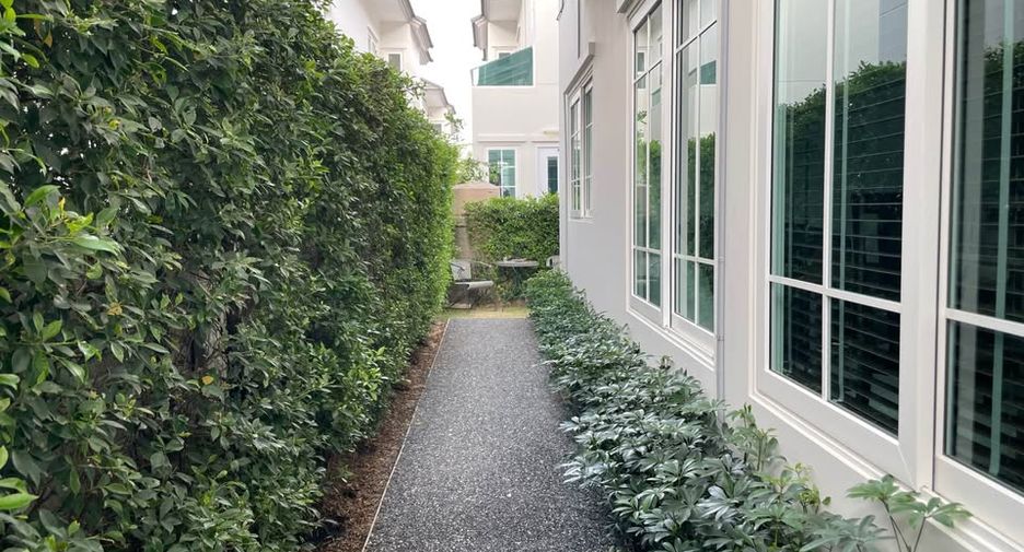 Haus zur Miete mit 4 Zimmer in Bang Khen, Bangkok