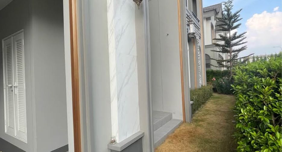 Haus zur Miete mit 4 Zimmer in Bang Khen, Bangkok