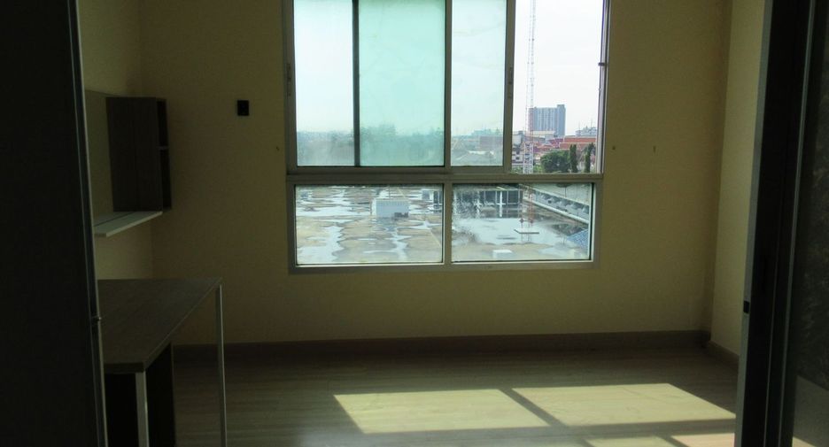 Wohnung zum Kauf mit Studio in Chom Thong, Bangkok
