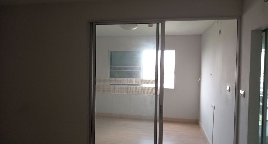 For sale studio condo in Bang Khen, Bangkok