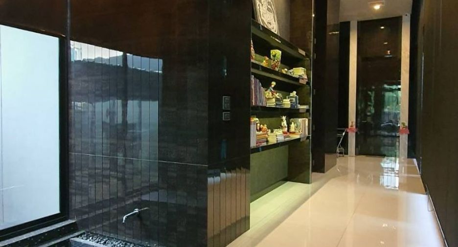 出售 3 卧室 独立屋 在 Mueang Nonthaburi, Nonthaburi