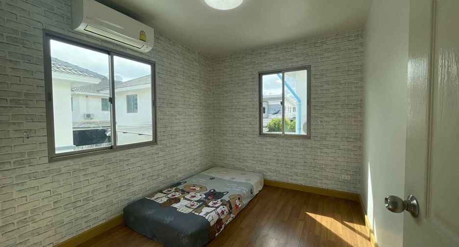 For rent and for sale 3 bedrooms house in Si Racha, Chonburi