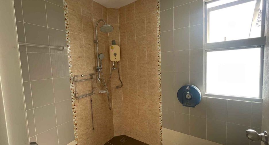 For rent and for sale 3 bedrooms house in Si Racha, Chonburi