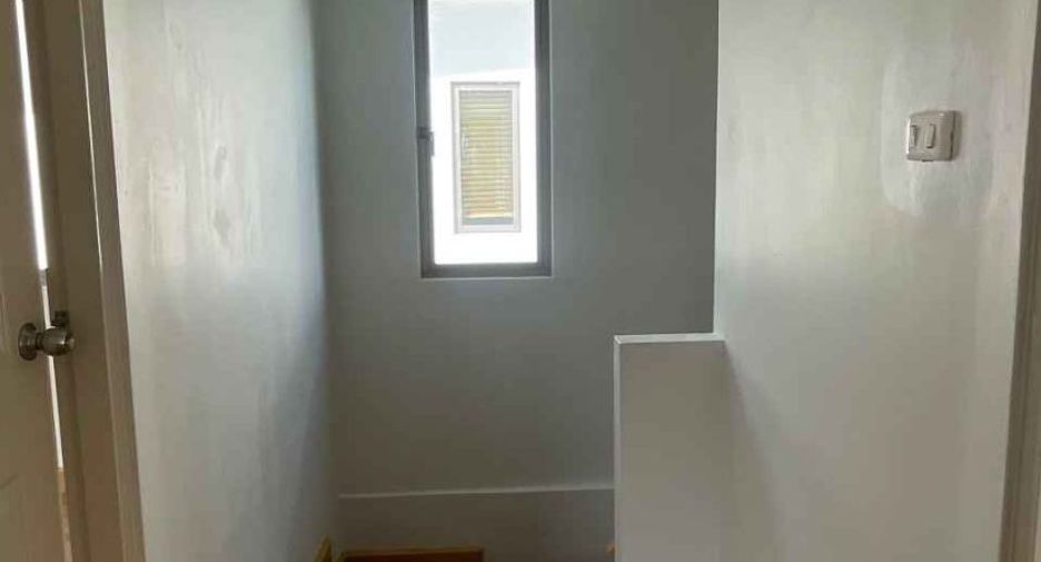 For rent and for sale 3 bedrooms house in Si Racha, Chonburi