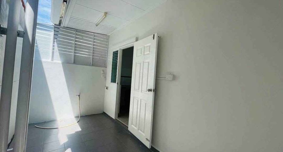 For rent and for sale 3 bedrooms house in Si Racha, Chonburi