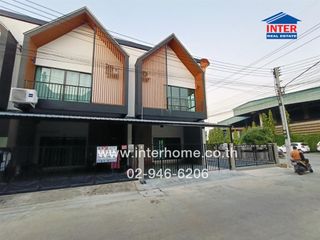 For sale 4 bed townhouse in Mueang Samut Sakhon, Samut Sakhon