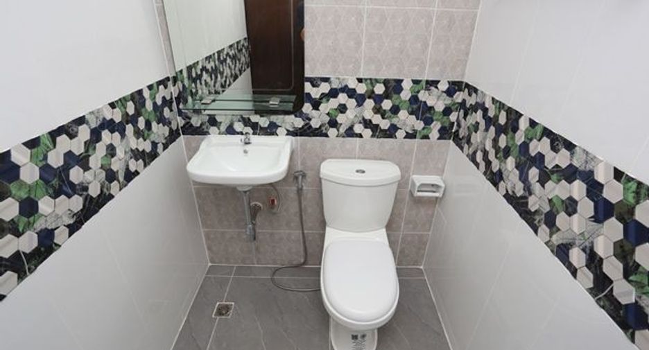For sale studio condo in Chom Thong, Bangkok