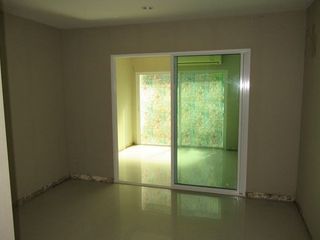 À vendre studio condo à Phasi Charoen, Bangkok