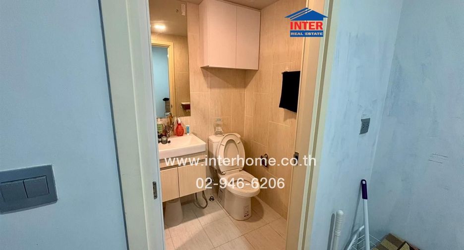 For sale 2 Beds condo in Lat Phrao, Bangkok