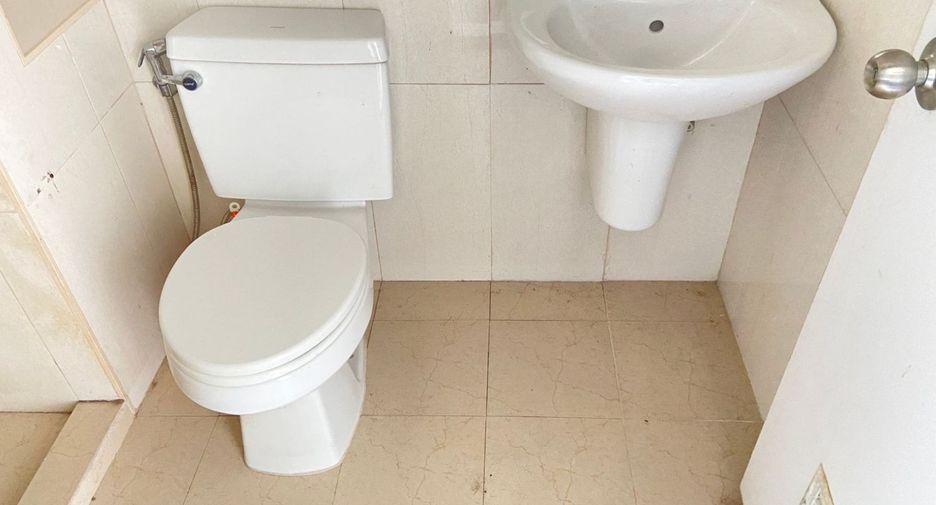 For sale studio condo in Phasi Charoen, Bangkok