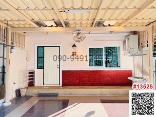 For rent 3 bedrooms townhouse in Don Mueang, Bangkok